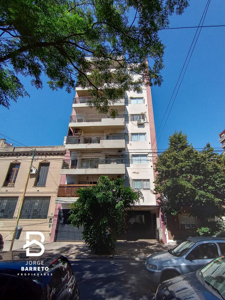 01 frente EdificioLugone_2430