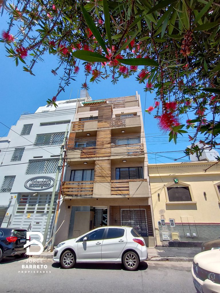 01 frente Zapiola 4764