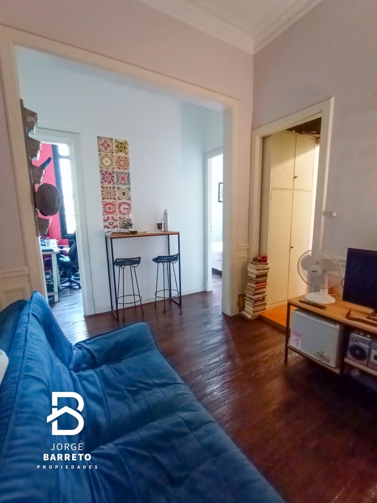 05 living1Juan_de_Garay