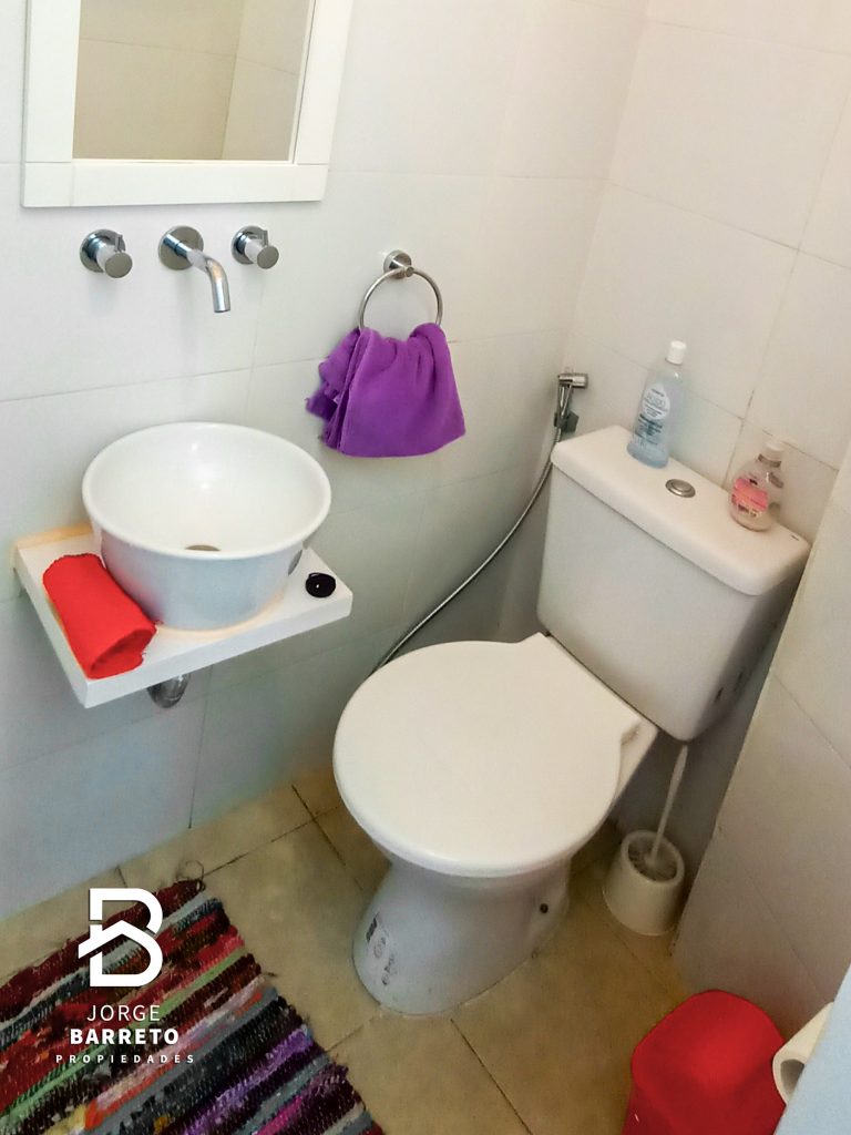 44 baño serv Calle Rosario 44 baño serv Calle Rosario